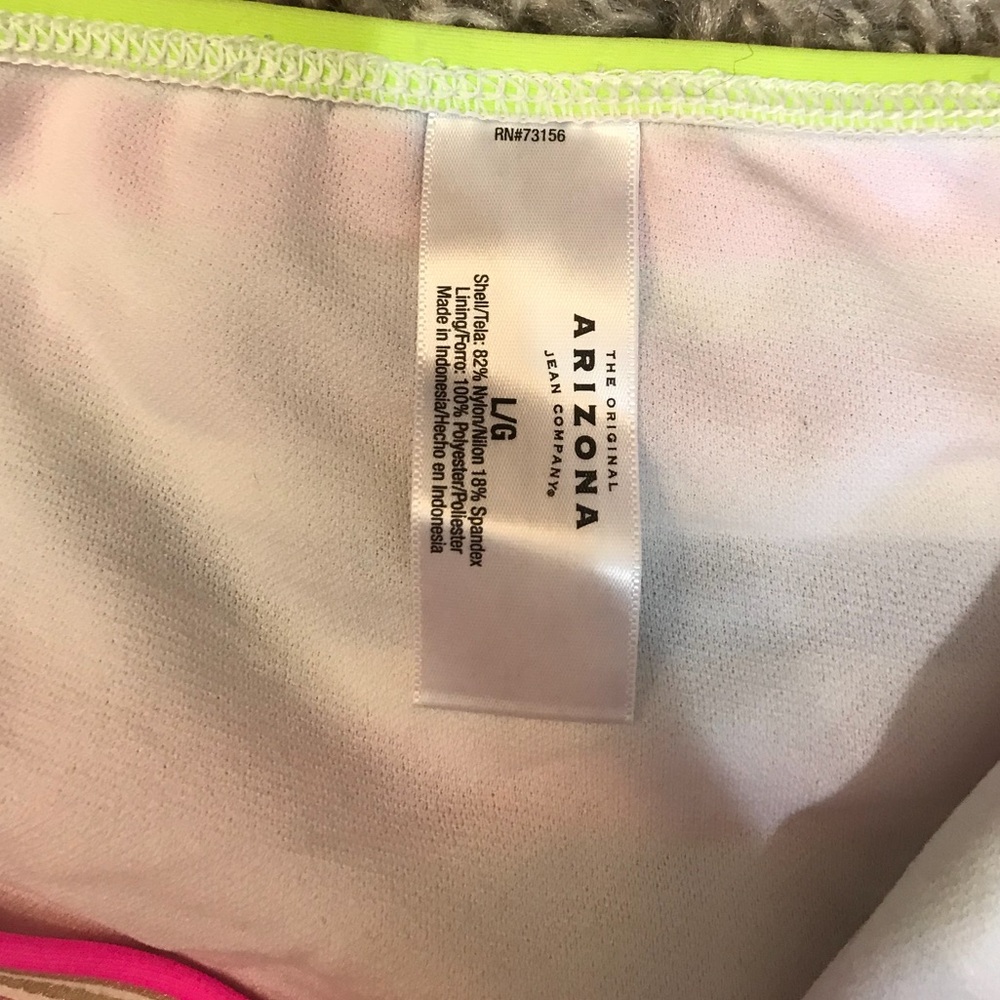 Bikini Set Size Large - Picture 6 of 6
